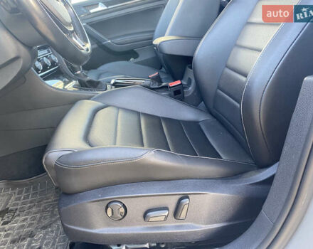 Сірий Фольксваген Гольф, об'ємом двигуна 1.97 л та пробігом 95 тис. км за 17500 $, фото 7 на Automoto.ua