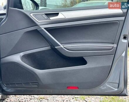 Серый Фольксваген Гольф, объемом двигателя 1.8 л и пробегом 194 тыс. км за 11800 $, фото 34 на Automoto.ua