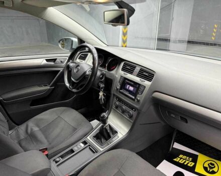 Серый Фольксваген Гольф, объемом двигателя 1.6 л и пробегом 461 тыс. км за 10700 $, фото 7 на Automoto.ua