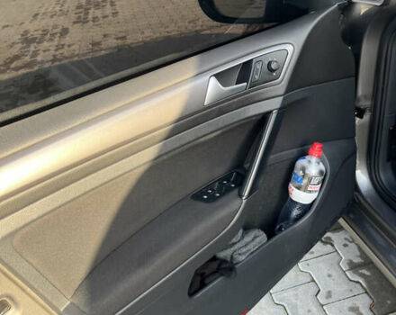 Серый Фольксваген Гольф, объемом двигателя 1.6 л и пробегом 260 тыс. км за 11700 $, фото 4 на Automoto.ua