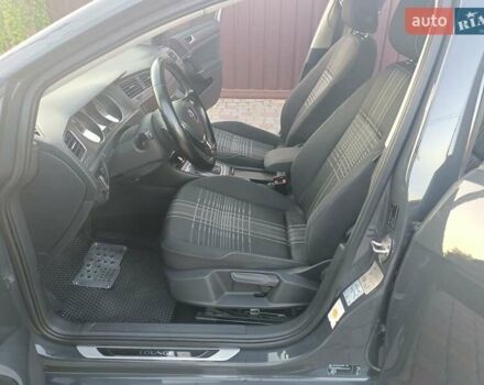 Серый Фольксваген Гольф, объемом двигателя 1.6 л и пробегом 282 тыс. км за 10200 $, фото 9 на Automoto.ua