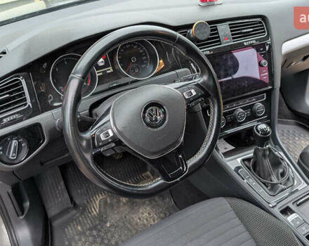 Серый Фольксваген Гольф, объемом двигателя 1.6 л и пробегом 256 тыс. км за 11200 $, фото 6 на Automoto.ua