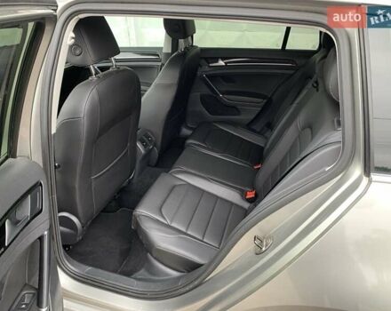 Сірий Фольксваген Гольф, об'ємом двигуна 2 л та пробігом 132 тис. км за 15900 $, фото 18 на Automoto.ua