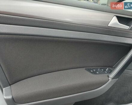 Серый Фольксваген Гольф, объемом двигателя 1.6 л и пробегом 170 тыс. км за 8500 $, фото 15 на Automoto.ua