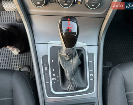 Серый Фольксваген Гольф, объемом двигателя 2 л и пробегом 275 тыс. км за 11999 $, фото 33 на Automoto.ua