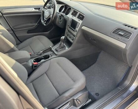 Серый Фольксваген Гольф, объемом двигателя 1.97 л и пробегом 194 тыс. км за 13250 $, фото 17 на Automoto.ua