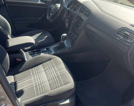 Серый Фольксваген Гольф, объемом двигателя 1.6 л и пробегом 206 тыс. км за 12200 $, фото 11 на Automoto.ua