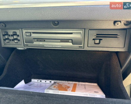 Серый Фольксваген Гольф, объемом двигателя 1.6 л и пробегом 223 тыс. км за 12048 $, фото 47 на Automoto.ua