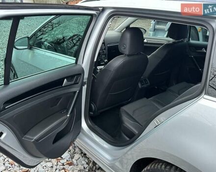 Серый Фольксваген Гольф, объемом двигателя 1.6 л и пробегом 236 тыс. км за 11450 $, фото 66 на Automoto.ua