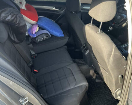 Серый Фольксваген Гольф, объемом двигателя 1.6 л и пробегом 260 тыс. км за 11700 $, фото 15 на Automoto.ua