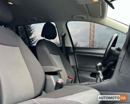 Сірий Фольксваген Гольф, об'ємом двигуна 1.6 л та пробігом 285 тис. км за 10999 $, фото 8 на Automoto.ua