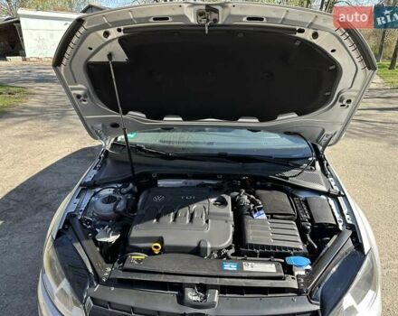 Серый Фольксваген Гольф, объемом двигателя 1.6 л и пробегом 213 тыс. км за 11200 $, фото 40 на Automoto.ua