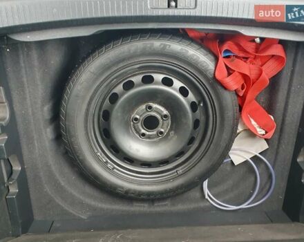 Серый Фольксваген Гольф, объемом двигателя 1.6 л и пробегом 170 тыс. км за 8500 $, фото 13 на Automoto.ua