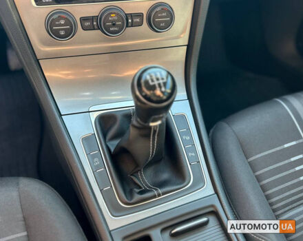 Серый Фольксваген Гольф, объемом двигателя 1.6 л и пробегом 265 тыс. км за 11600 $, фото 13 на Automoto.ua