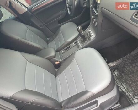 Серый Фольксваген Гольф, объемом двигателя 1.6 л и пробегом 170 тыс. км за 7999 $, фото 12 на Automoto.ua