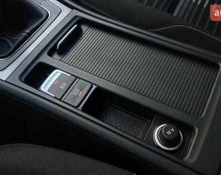 Сірий Фольксваген Гольф, об'ємом двигуна 1.6 л та пробігом 293 тис. км за 11800 $, фото 50 на Automoto.ua