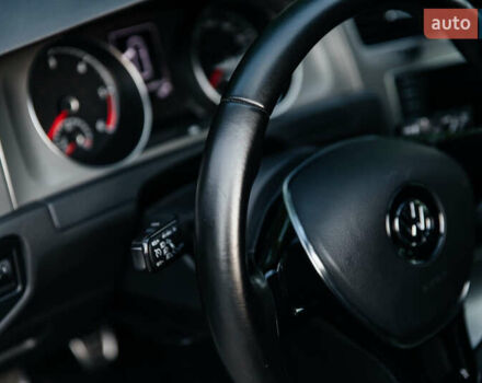 Серый Фольксваген Гольф, объемом двигателя 1.6 л и пробегом 250 тыс. км за 12300 $, фото 9 на Automoto.ua