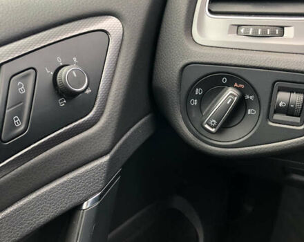 Серый Фольксваген Гольф, объемом двигателя 1.6 л и пробегом 242 тыс. км за 10200 $, фото 15 на Automoto.ua