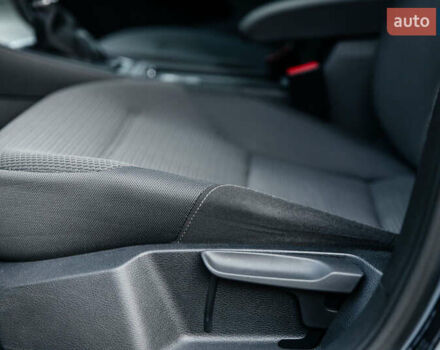 Серый Фольксваген Гольф, объемом двигателя 1.6 л и пробегом 250 тыс. км за 12300 $, фото 5 на Automoto.ua