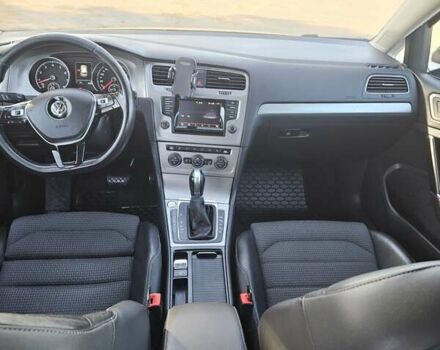 Серый Фольксваген Гольф, объемом двигателя 1.4 л и пробегом 247 тыс. км за 10800 $, фото 30 на Automoto.ua