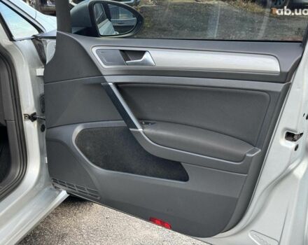 Серый Фольксваген Гольф, объемом двигателя 1.6 л и пробегом 218 тыс. км за 11890 $, фото 21 на Automoto.ua