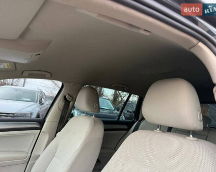 Серый Фольксваген Гольф, объемом двигателя 1.6 л и пробегом 272 тыс. км за 11200 $, фото 15 на Automoto.ua