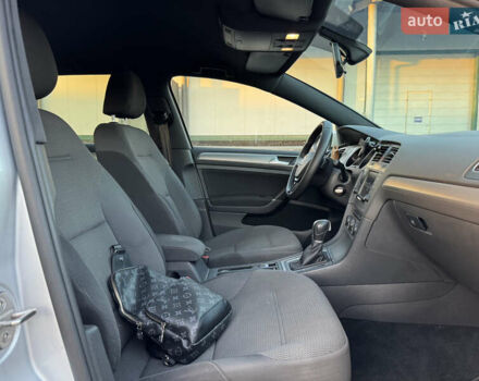 Серый Фольксваген Гольф, объемом двигателя 1.97 л и пробегом 289 тыс. км за 12350 $, фото 20 на Automoto.ua