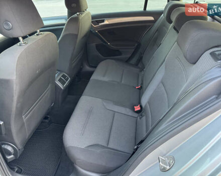 Серый Фольксваген Гольф, объемом двигателя 1.97 л и пробегом 289 тыс. км за 12350 $, фото 15 на Automoto.ua