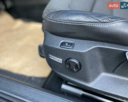 Сірий Фольксваген Гольф, об'ємом двигуна 2 л та пробігом 260 тис. км за 11900 $, фото 19 на Automoto.ua