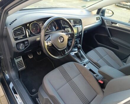 Сірий Фольксваген Гольф, об'ємом двигуна 1.6 л та пробігом 258 тис. км за 12000 $, фото 4 на Automoto.ua