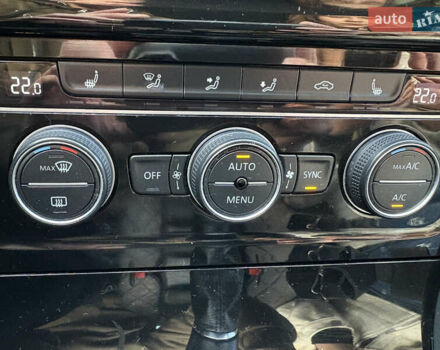 Серый Фольксваген Гольф, объемом двигателя 1.6 л и пробегом 280 тыс. км за 10999 $, фото 18 на Automoto.ua