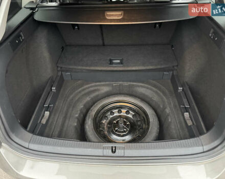 Серый Фольксваген Гольф, объемом двигателя 1.6 л и пробегом 247 тыс. км за 10800 $, фото 35 на Automoto.ua