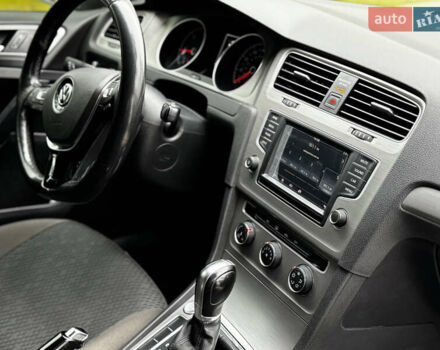 Сірий Фольксваген Гольф, об'ємом двигуна 2 л та пробігом 159 тис. км за 12500 $, фото 7 на Automoto.ua