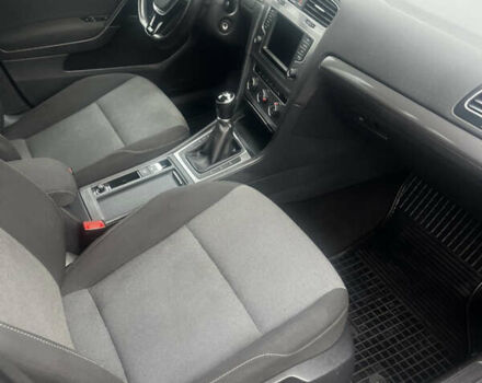 Серый Фольксваген Гольф, объемом двигателя 1.6 л и пробегом 198 тыс. км за 11350 $, фото 12 на Automoto.ua