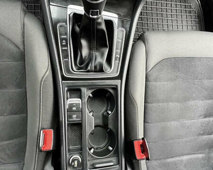 Серый Фольксваген Гольф, объемом двигателя 1.97 л и пробегом 300 тыс. км за 10700 $, фото 68 на Automoto.ua