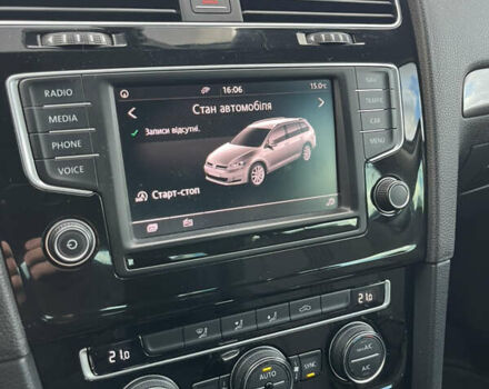 Серый Фольксваген Гольф, объемом двигателя 1.6 л и пробегом 251 тыс. км за 13500 $, фото 28 на Automoto.ua