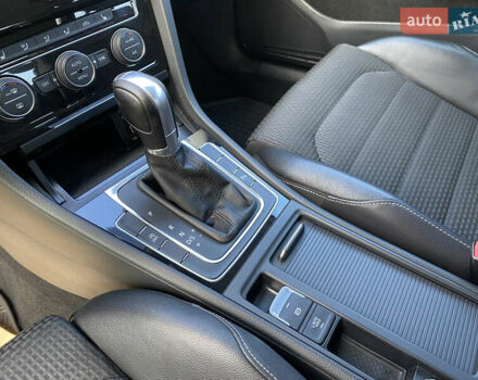 Сірий Фольксваген Гольф, об'ємом двигуна 2 л та пробігом 260 тис. км за 11900 $, фото 10 на Automoto.ua