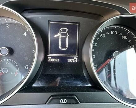 Серый Фольксваген Гольф, объемом двигателя 1.6 л и пробегом 230 тыс. км за 12900 $, фото 2 на Automoto.ua