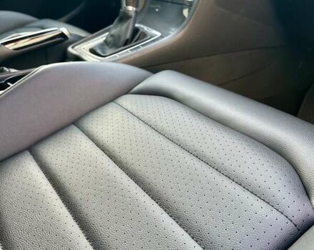 Серый Фольксваген Гольф, объемом двигателя 1.8 л и пробегом 137 тыс. км за 13999 $, фото 46 на Automoto.ua