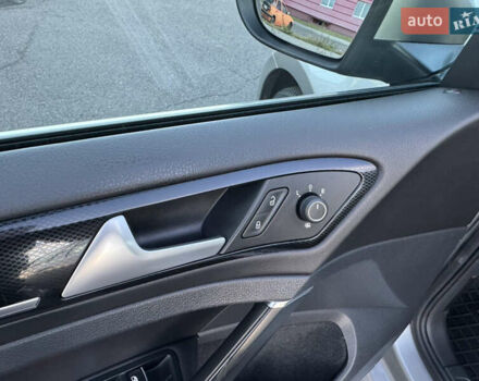 Сірий Фольксваген Гольф, об'ємом двигуна 1.6 л та пробігом 335 тис. км за 11999 $, фото 44 на Automoto.ua