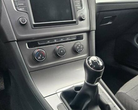 Сірий Фольксваген Гольф, об'ємом двигуна 1.6 л та пробігом 205 тис. км за 10499 $, фото 22 на Automoto.ua