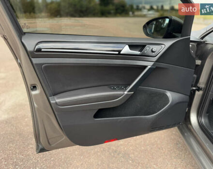 Сірий Фольксваген Гольф, об'ємом двигуна 1.97 л та пробігом 291 тис. км за 12499 $, фото 19 на Automoto.ua