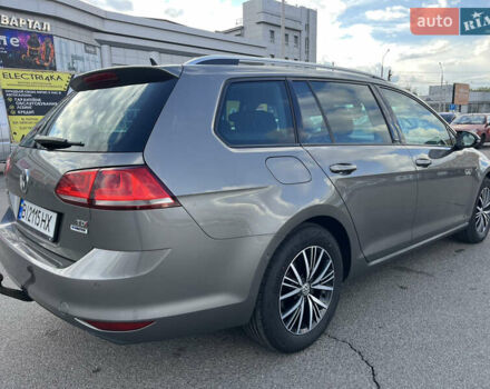 Серый Фольксваген Гольф, объемом двигателя 1.6 л и пробегом 251 тыс. км за 13500 $, фото 6 на Automoto.ua