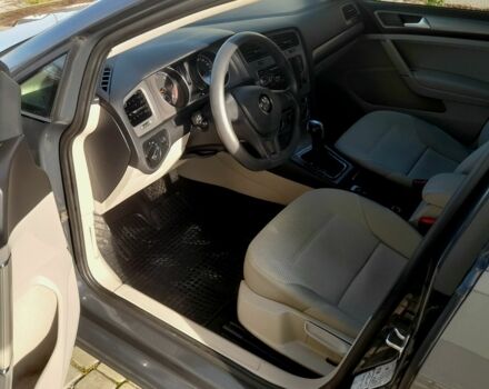 Серый Фольксваген Гольф, объемом двигателя 1.6 л и пробегом 250 тыс. км за 11000 $, фото 12 на Automoto.ua