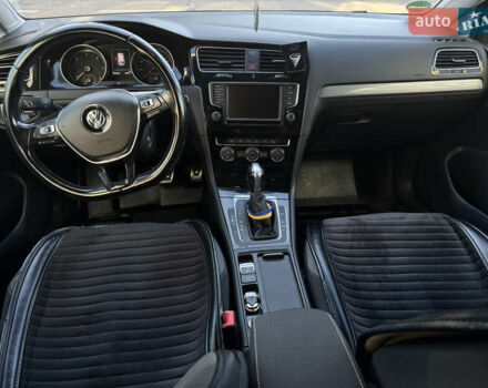 Серый Фольксваген Гольф, объемом двигателя 1.97 л и пробегом 255 тыс. км за 15300 $, фото 8 на Automoto.ua