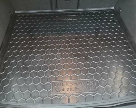 Сірий Фольксваген Гольф, об'ємом двигуна 1.6 л та пробігом 335 тис. км за 11200 $, фото 19 на Automoto.ua