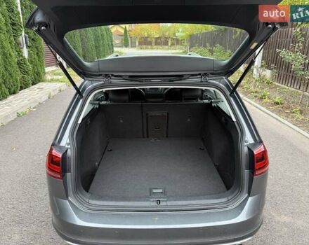 Серый Фольксваген Гольф, объемом двигателя 1.8 л и пробегом 199 тыс. км за 12200 $, фото 33 на Automoto.ua