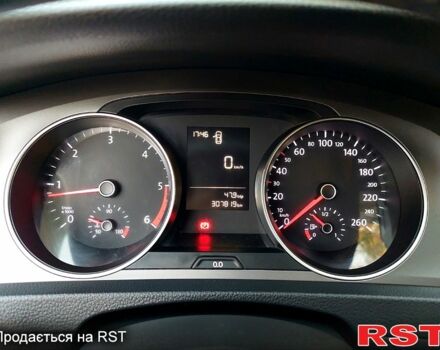 Серый Фольксваген Гольф, объемом двигателя 1.6 л и пробегом 307 тыс. км за 11300 $, фото 8 на Automoto.ua