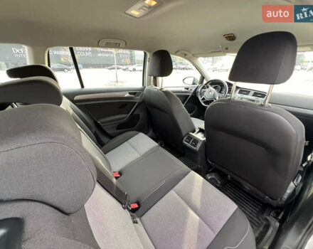 Фольксваген Гольф 2016 в Ямполь на Automoto.ua Серый Фольксваген Гольф, объемом двигателя 1.6 л и пробегом 297 тыс. км за 10500 $, фото 18 на Automoto.ua