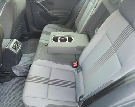 Серый Фольксваген Гольф, объемом двигателя 1.6 л и пробегом 257 тыс. км за 11600 $, фото 12 на Automoto.ua